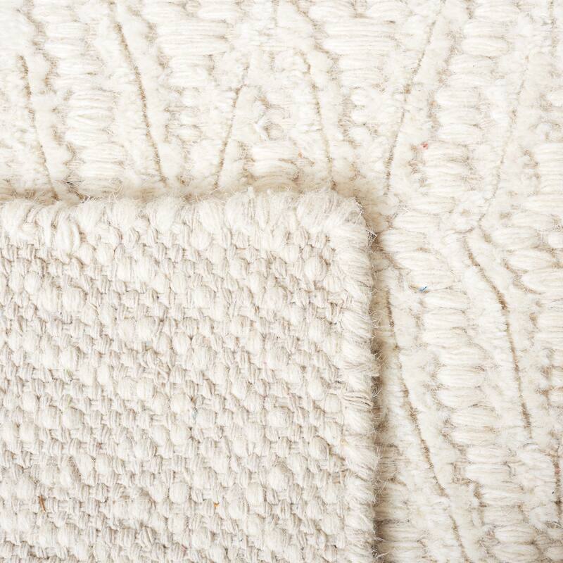 Martha Stewart by SAFAVIEH Handmade Gwenith Wool Rug