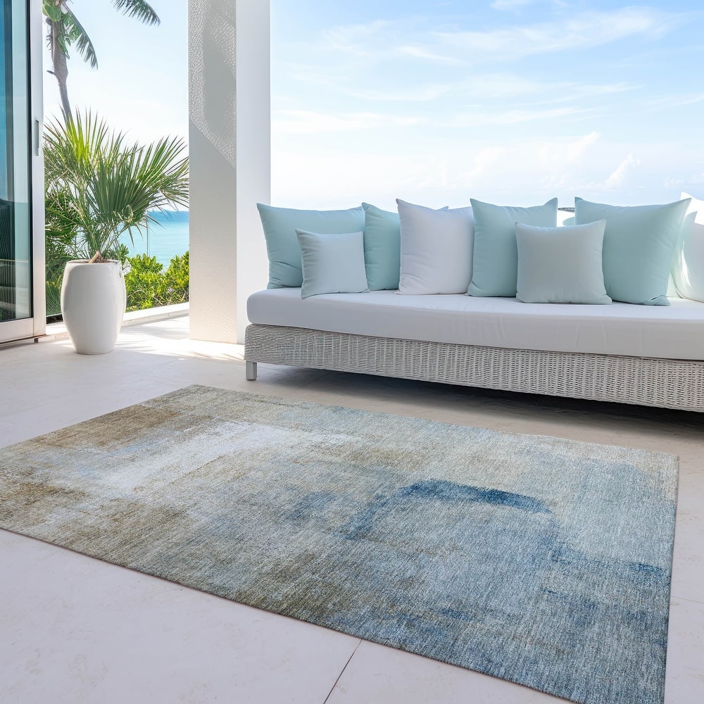 Machine Washable Indoor/ Outdoor Chantille Solid Ombre Rug