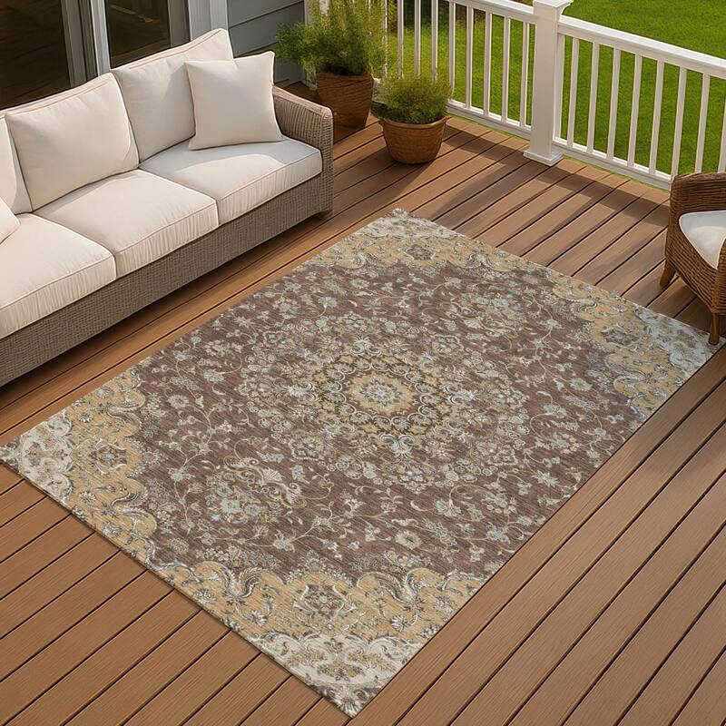 Machine Washable Indoor/ Outdoor Traditional Niko Chantille Rug