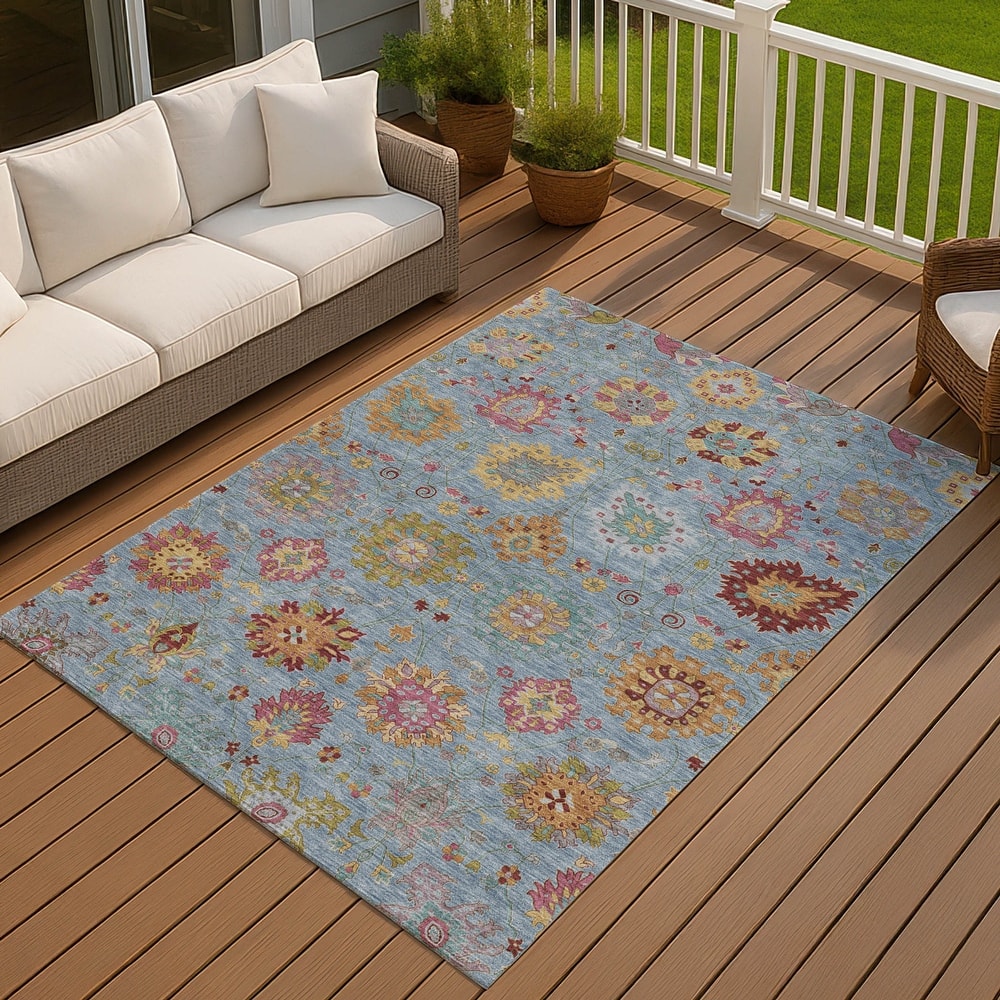 Machine Washable Indoor/ Outdoor Traditional Kashan Chantille Rug