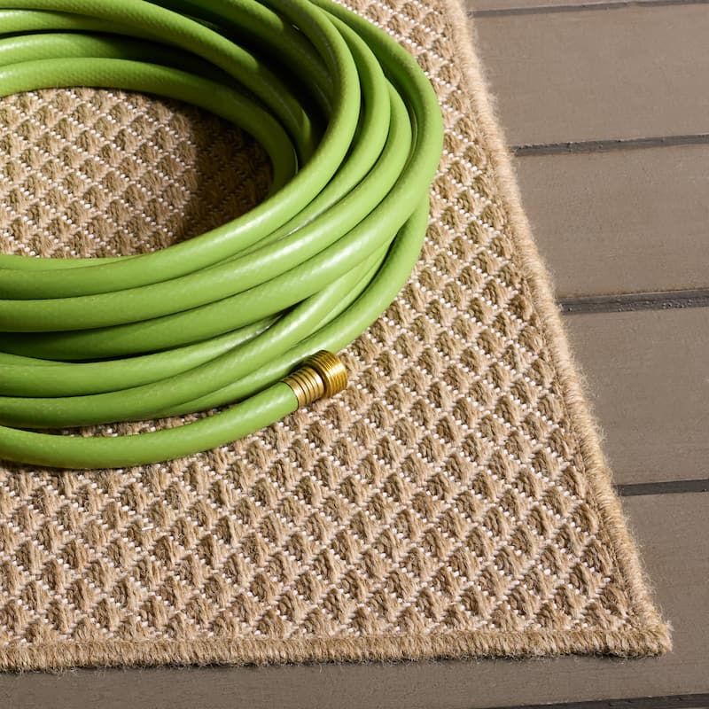 SAFAVIEH Sisal Performance Joselyne Washable Indoor/Outdoor Rug - Weather Resistant & Easy Cleaning