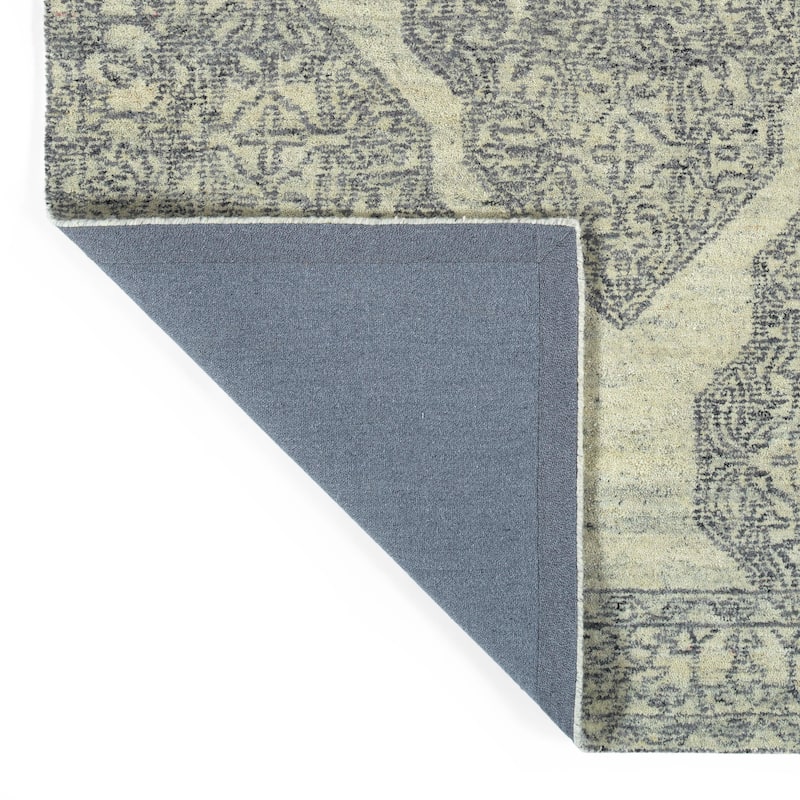 Effete Handmade Tufted Rug