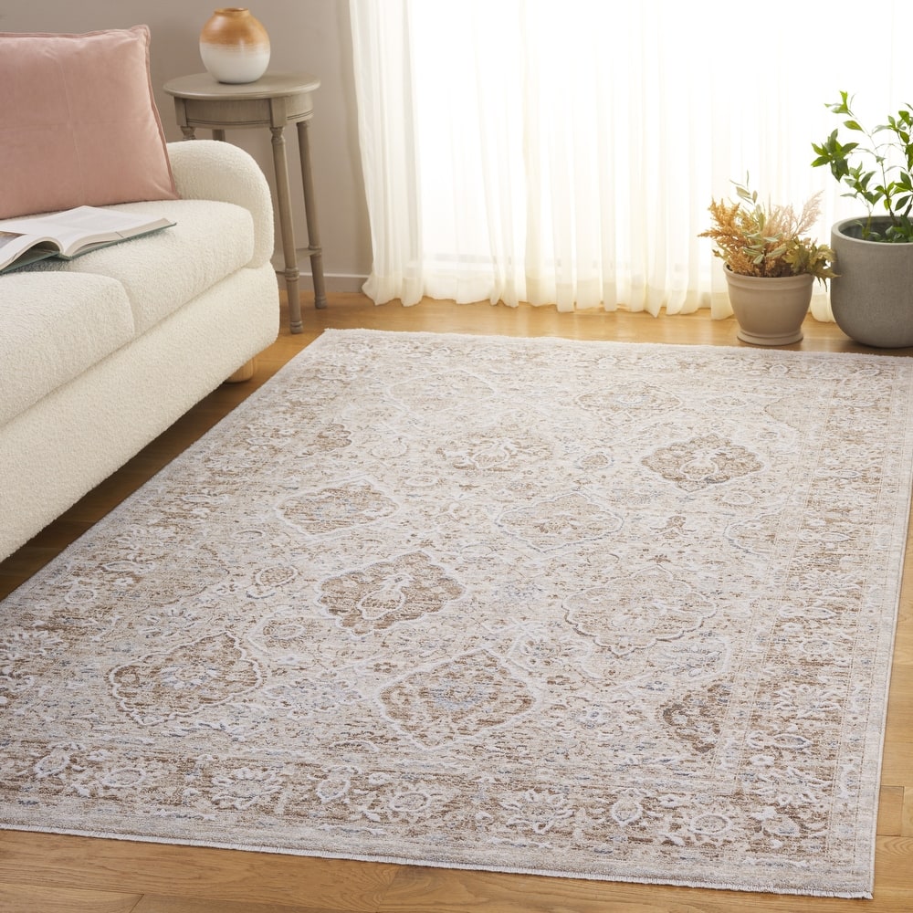 SAFAVIEH Finley Aristi Traditional Oriental Rug