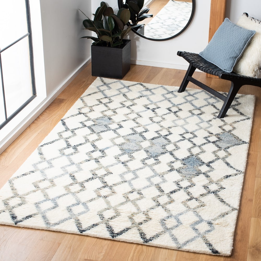 SAFAVIEH Handmade Casablanca Davine Shag Wool Rug