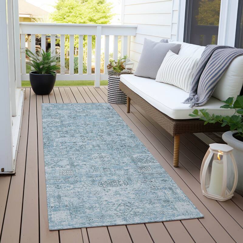Machine Washable Indoor/ Outdoor Chantille Traditional Vintage Rug