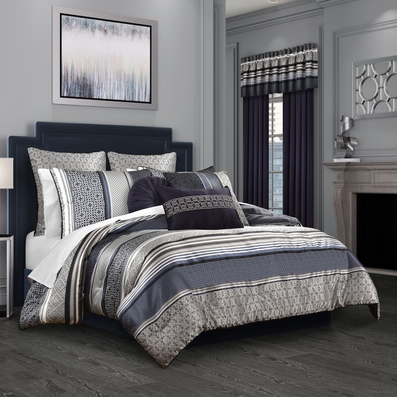 Carlisle Comforter Set