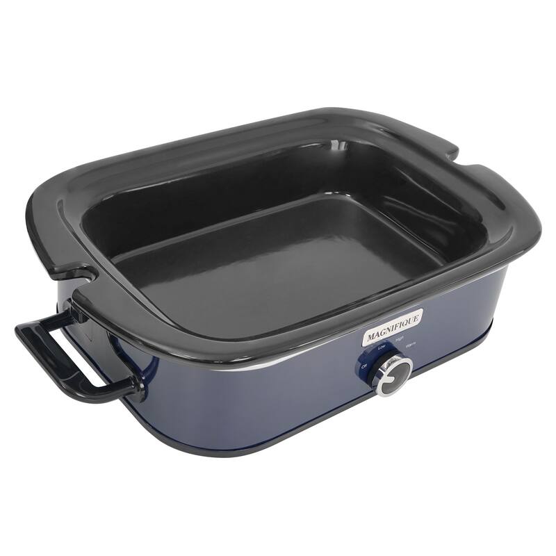 Magnifique 4-Quart Slow Cooker with Casserole Manual Warm Setting
