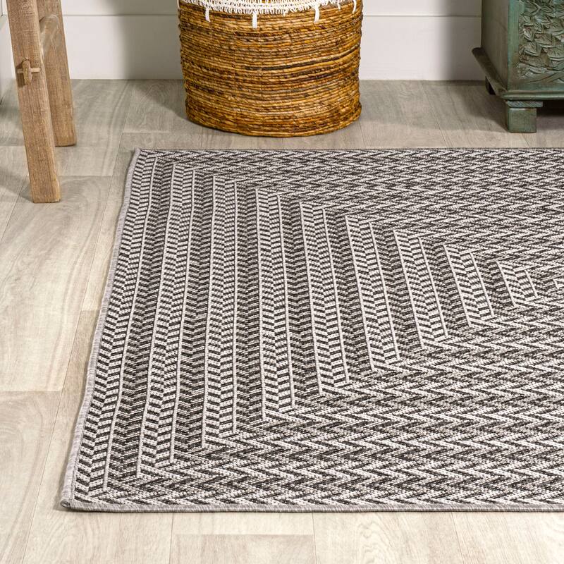 JONATHAN Y Lucia Modern Concentric Squares Indoor/Outdoor Area Rug