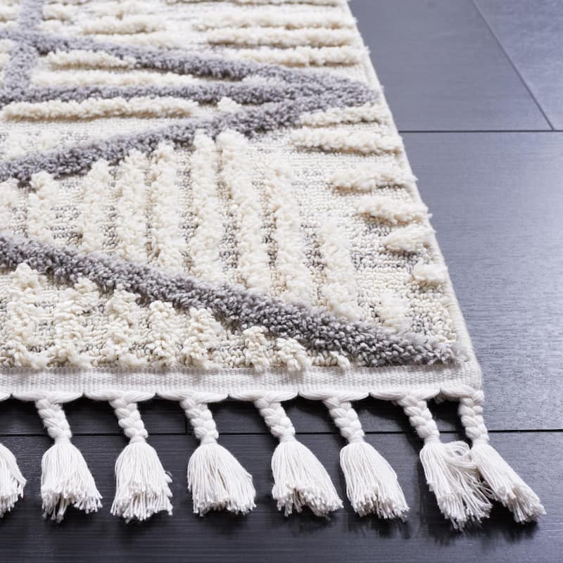 SAFAVIEH Handmade Marrakech Ferida Traditional Rug - 2'2" x 8' Runner - Beige/Grey