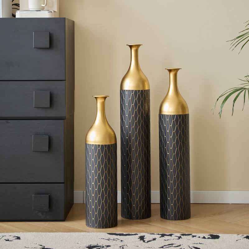 Black and Gold Metal Vase Set of 3 Floor Vases Ideal for Mother's Day Gift Wedding Decoration Elegant Floral Display