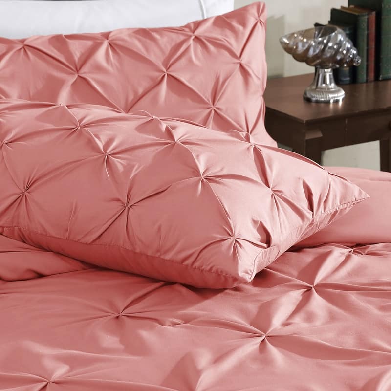 Swift Home Modern Diamond Pintuck Ultra-Soft Microfiber 3-Piece Bedding Comforter Set