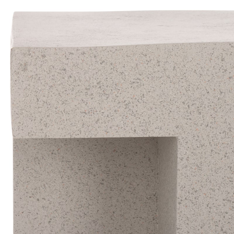 SAFAVIEH Aldrich Square Accent Table (Fully Assembled) - 15"W x 15"D x 18"H
