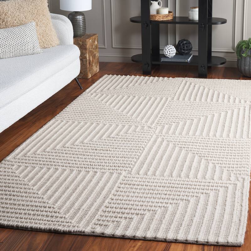 SAFAVIEH Hand-Loomed Natura Ravit Transitional Wool Rug