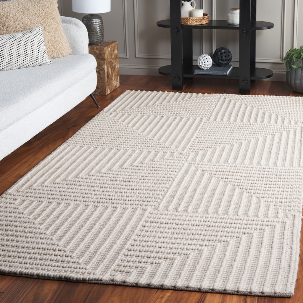 SAFAVIEH Hand-Loomed Natura Ravit Transitional Wool Rug