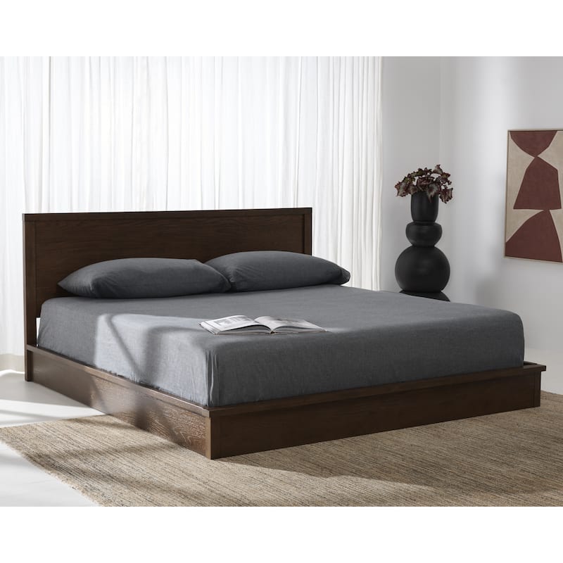 SAFAVIEH Couture Emmanuella Bed