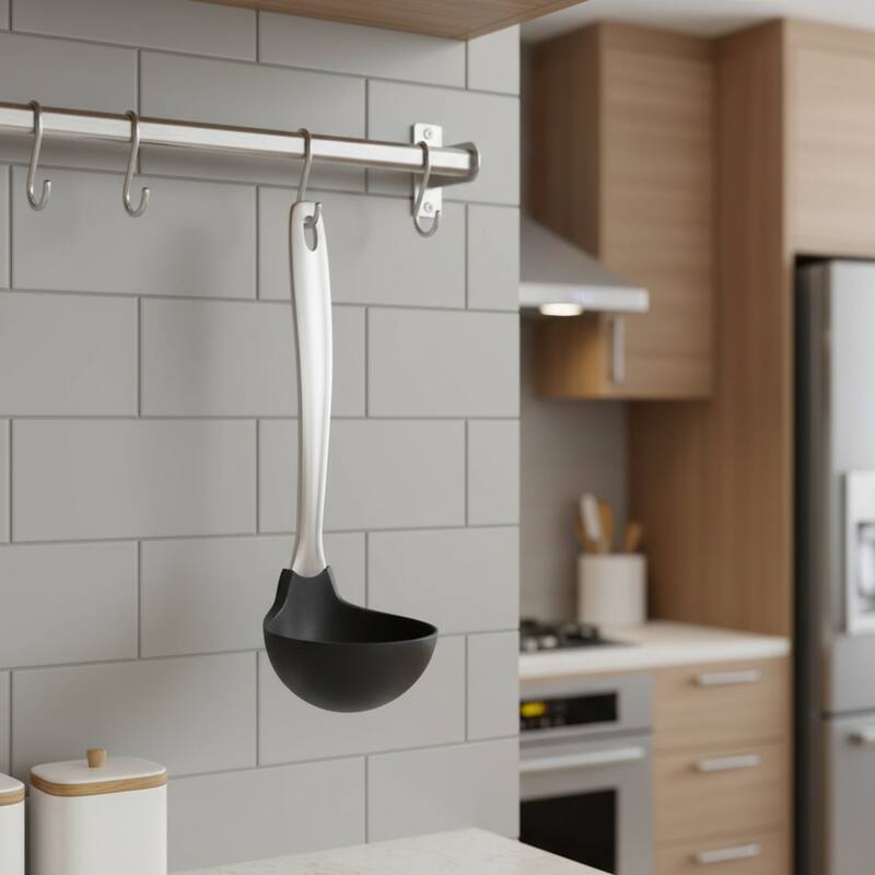 Amco 6 Piece Nylon Utensil Set - 15.74" H