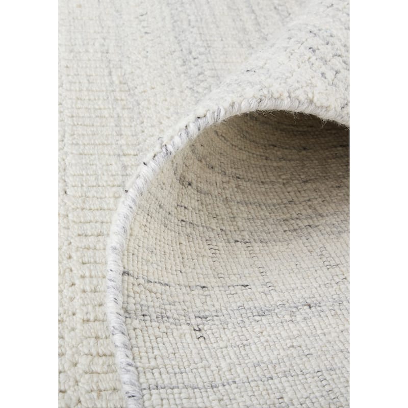Grand Bazaar Foxwood Hand Woven Solid Transitional Area Rug