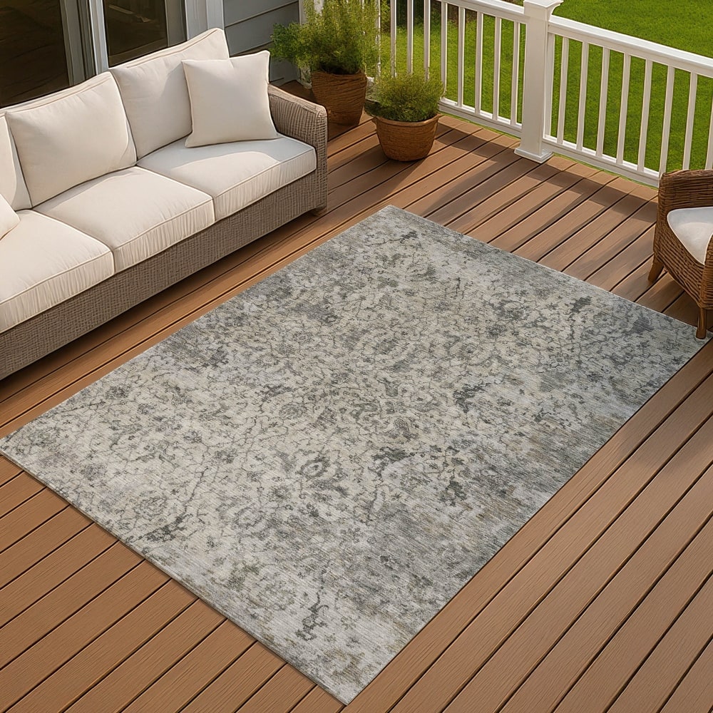Machine Washable Indoor/ Outdoor Vintage Traditional Chantille Rug