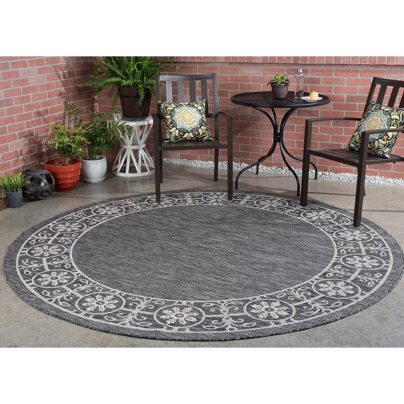 Colonnade Traditional Border Indoor/Outdoor Area Rug