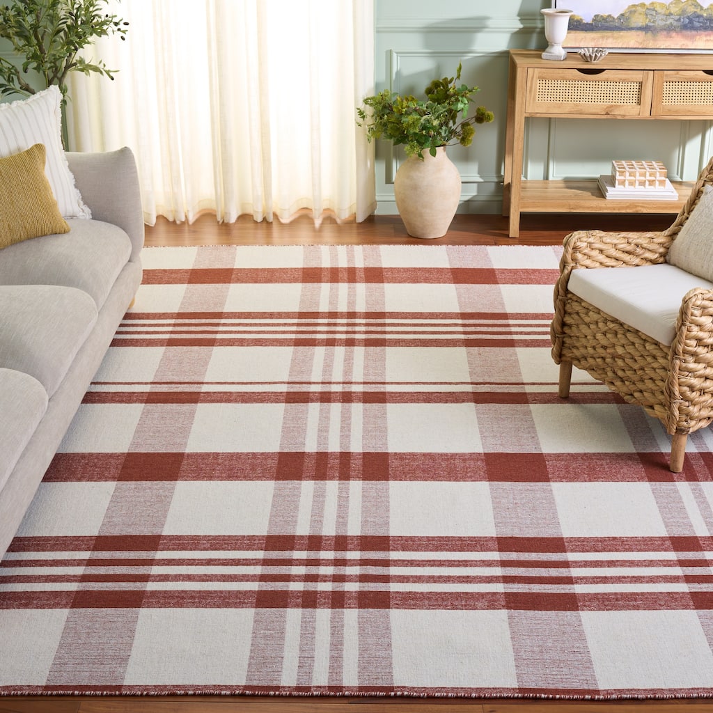 SAFAVIEH Handmade Striped Kilim Magndis Wool Rug