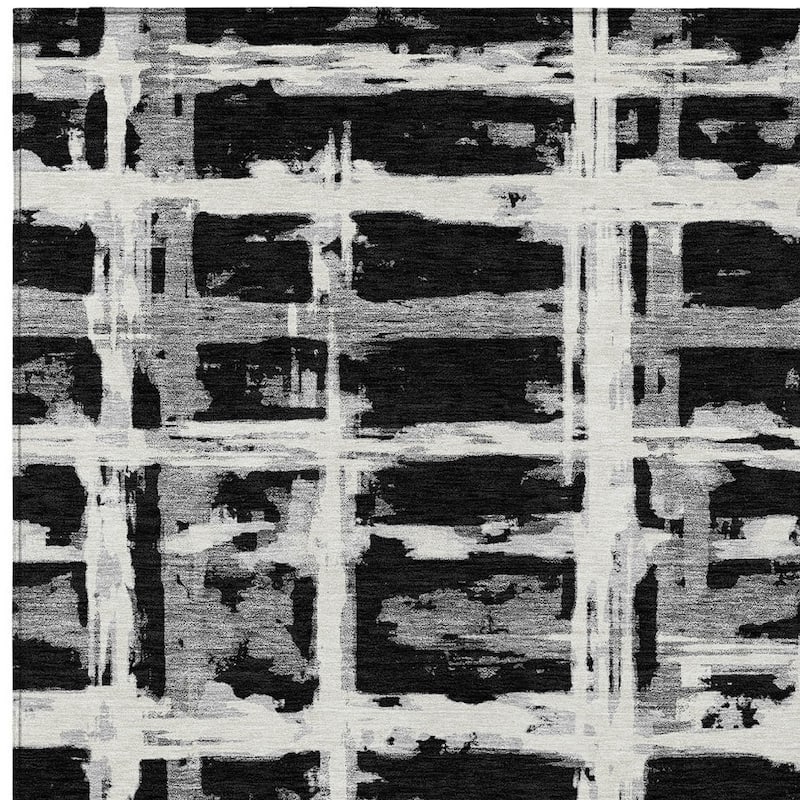 HomeRoots Striped Transitional Rectangle Outdoor Rug