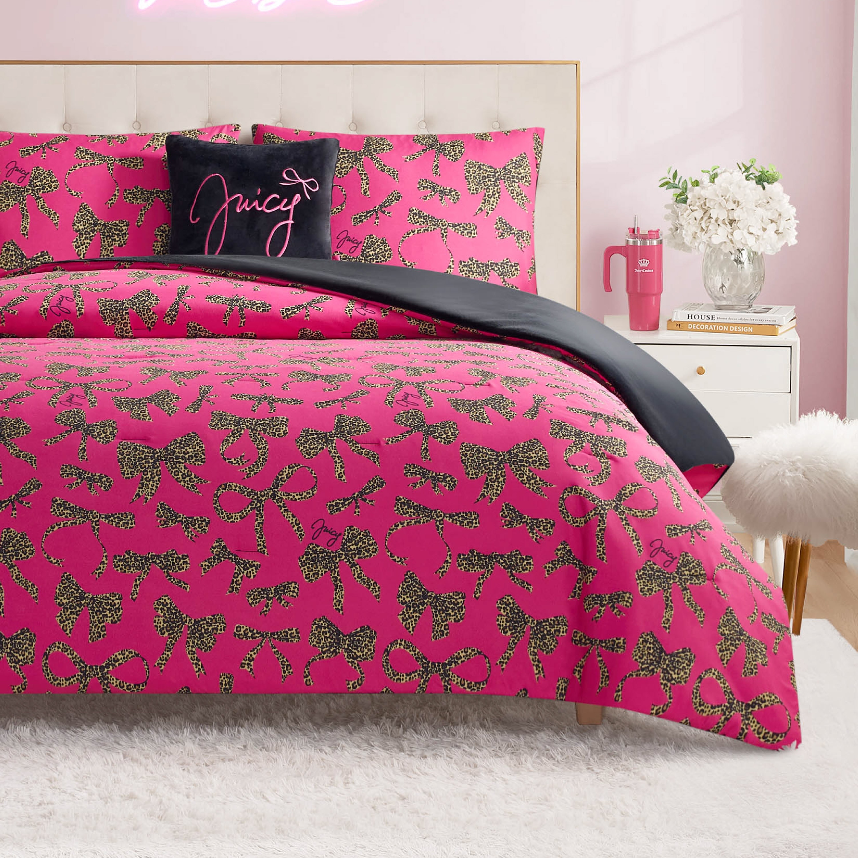 Juicy Couture Solid Plush Reversible Cheetah Bows Comforter Sets