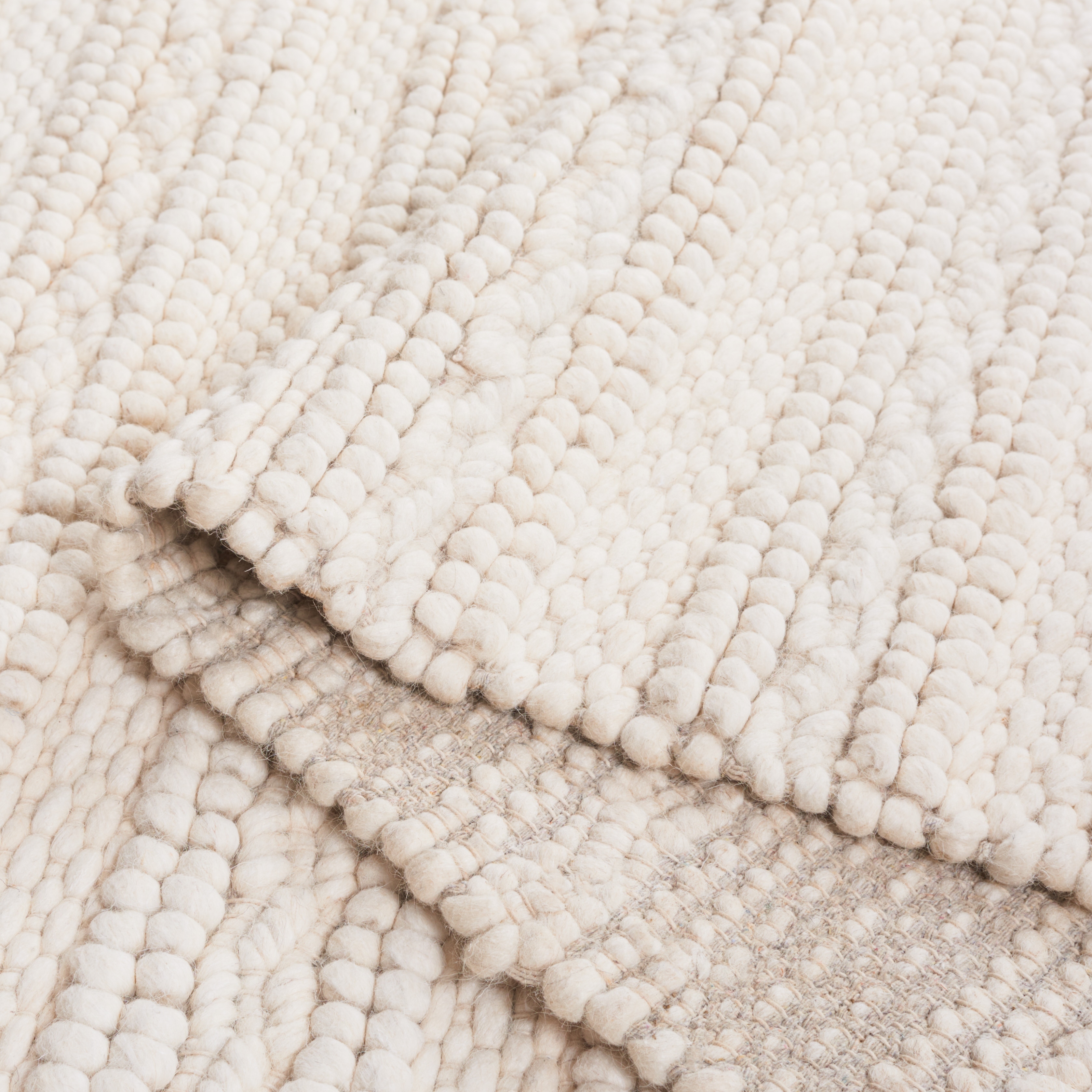 SAFAVIEH Natura Carmelinda Wool Rug - Handmade & Textured