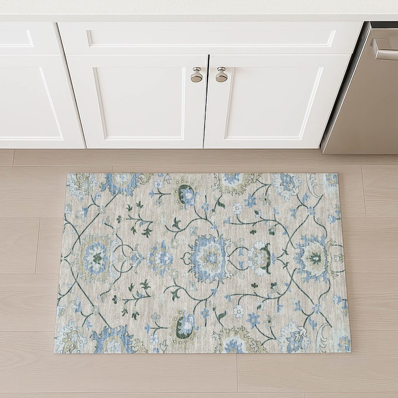 Machine Washable Indoor/ Outdoor Traditional Serena Chantille Rug