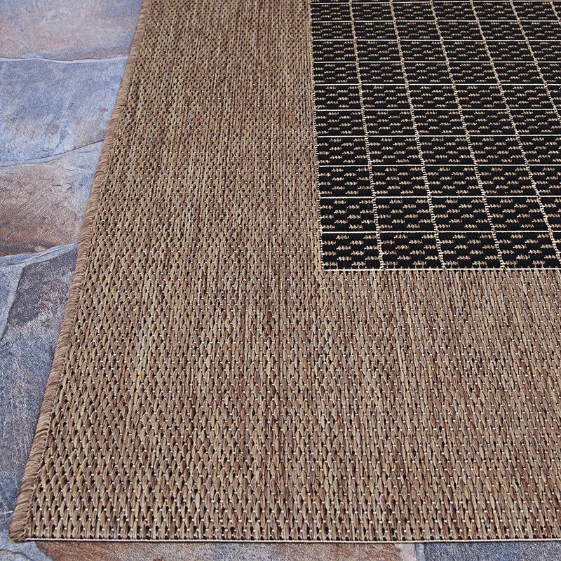 Pergola Quad Indoor/ Outdoor Area Rug