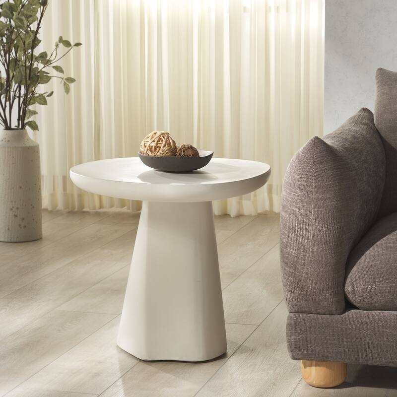 SAFAVIEH Couture Jasbriella Concrete Accent Table - 22"W x 23"D x 21"H
