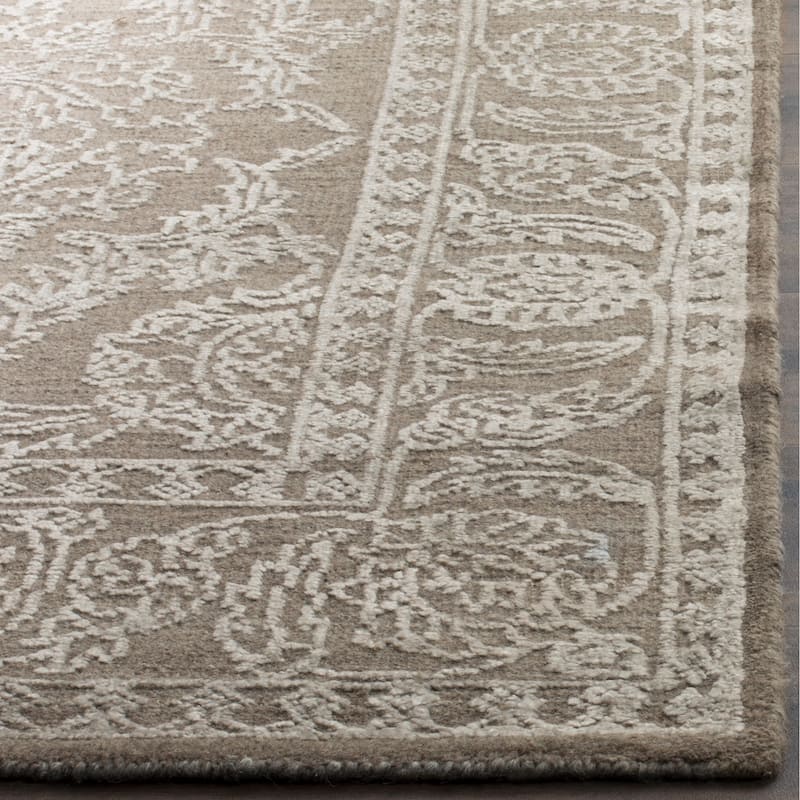 SAFAVIEH Hand-knotted Chester Zizi Oriental Wool Rug