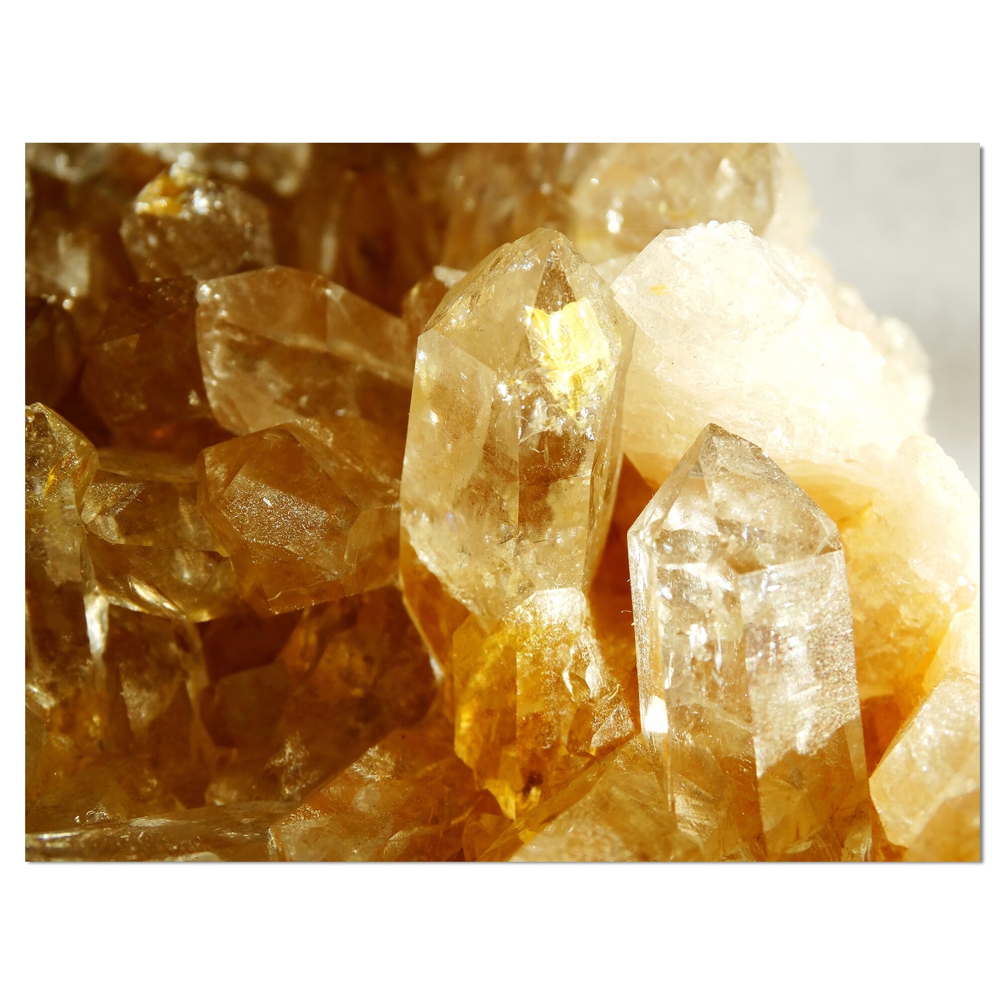 Designart Citrine Geode Stone with Natural Crystal Patterns  -image