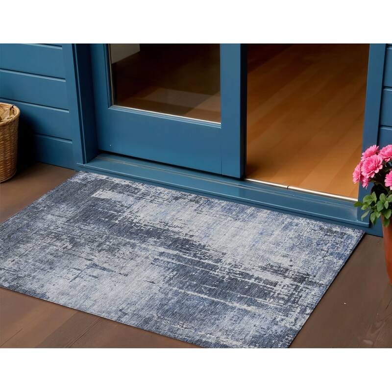 HomeRoots Abstract Transitional Rectangle Outdoor Rug - 3' x 5'