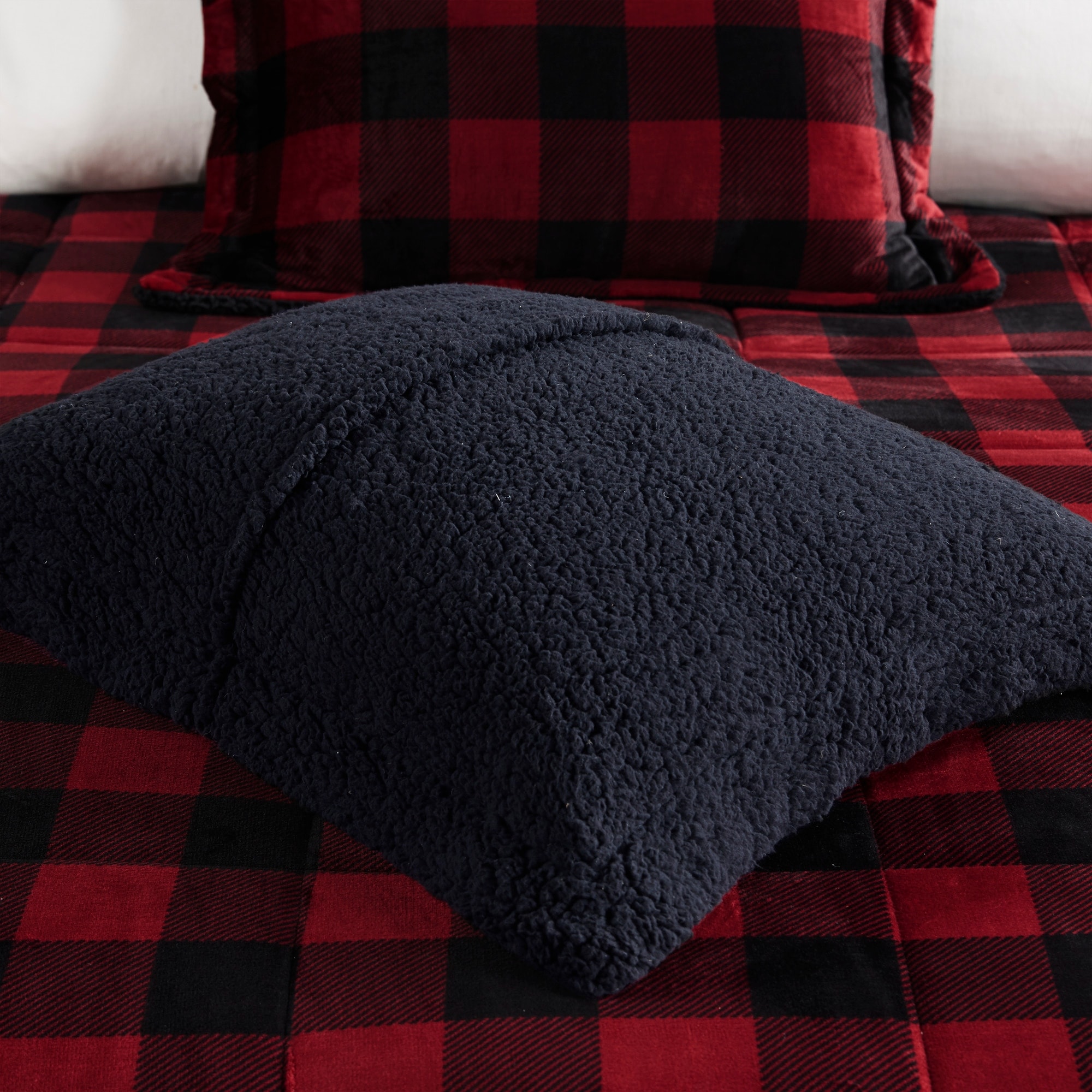 Woolrich Alton Plush to Sherpa Down Alternative Comforter Set Bed Bath Beyond 17018197