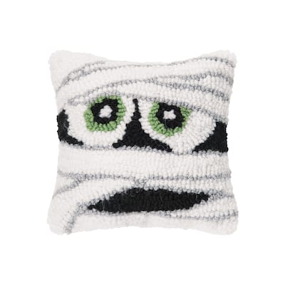 8" x 8" Mummy Face Hooked Halloween Throw Pillow