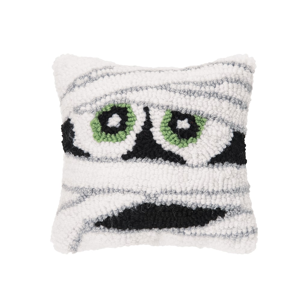 8" x 8" Mummy Face Hooked Halloween Throw Pillow