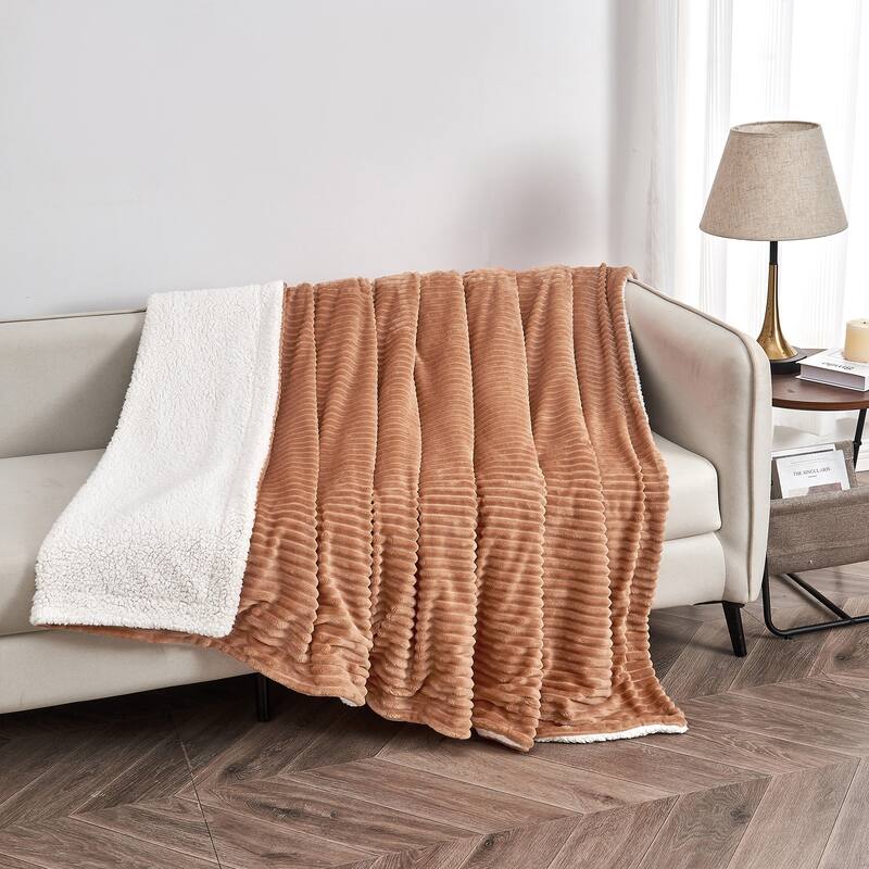 Luxurious Ribbed Texture Reversible Sherpa Blanket