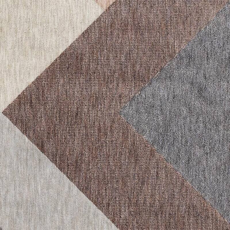 HomeRoots Geometric Modern Rectangle Area Rug - 5' X 8'