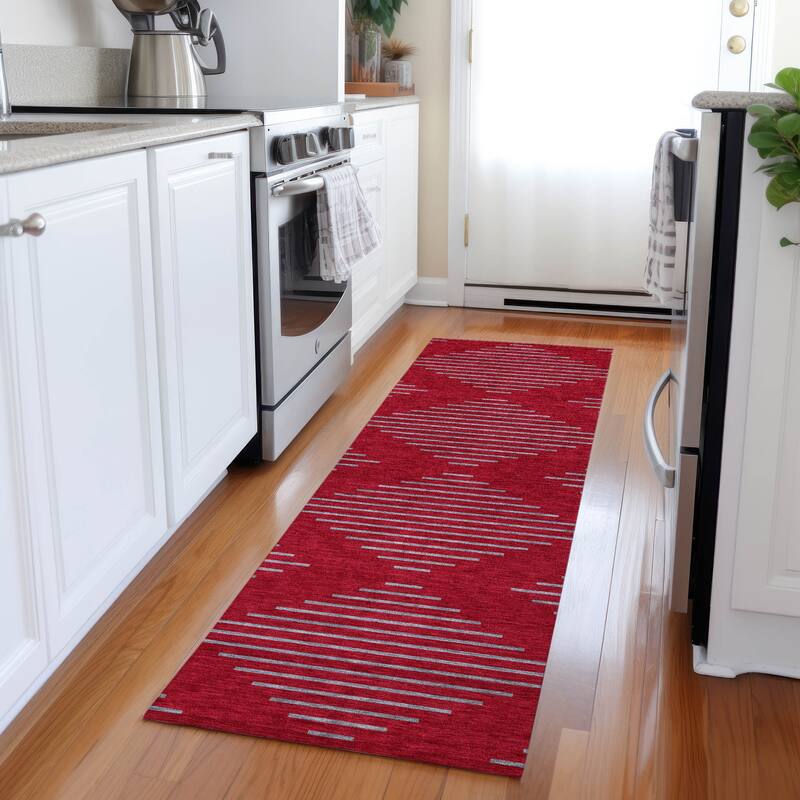 Machine Washable Indoor/ Outdoor Contemporary Geo Chantille Rug