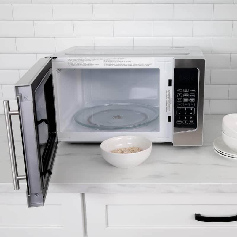 Avanti 1.1 Cubic Foot Microwave Oven, in Stainless Steel