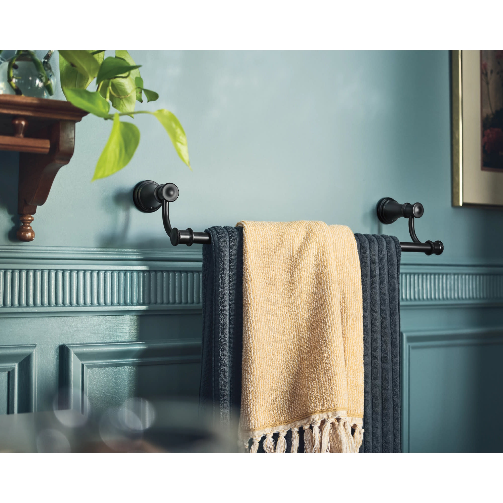 Moen belfield towel bar discount