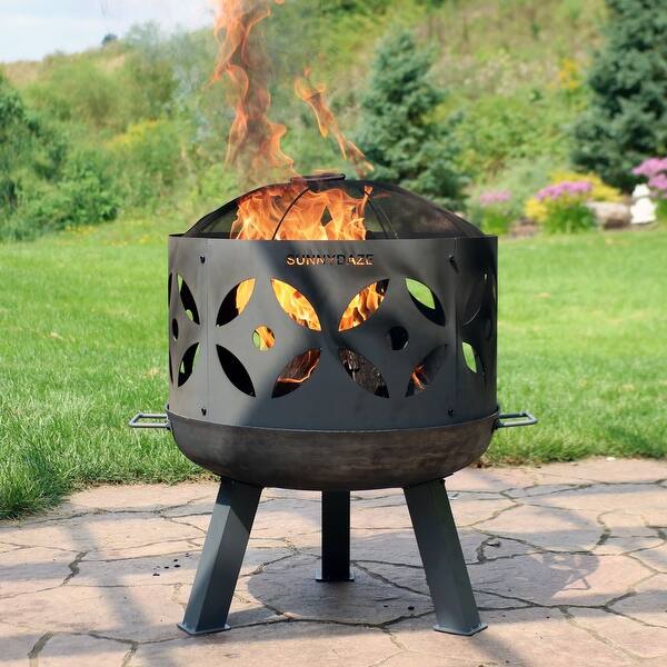 Shop Sunnydaze Retro Cast Iron Outdoor Fire Pit With Spark Screen