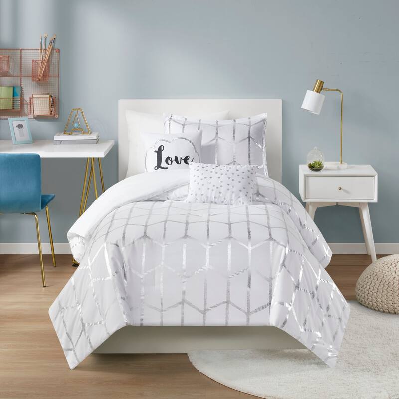 Intelligent Design Khloe 5-pc. Metallic Printed Comforter Set - White/ Silver - Twin - Twin XL
