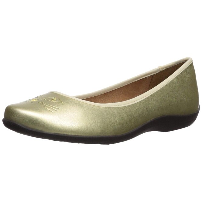 Shop Soft Style Womens Kittycat Fabric Closed Toe Ballet Flats