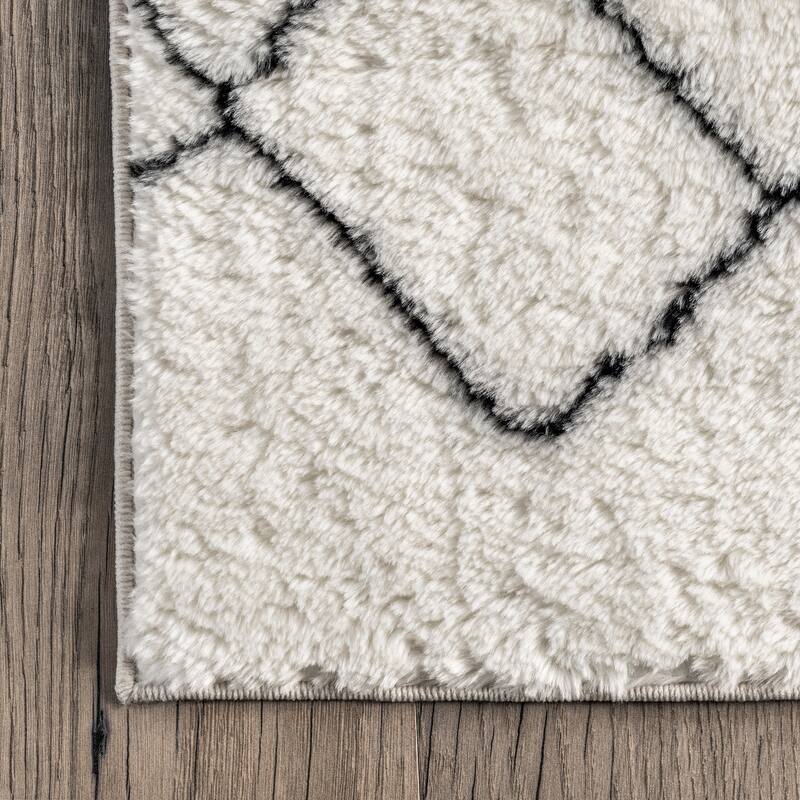 Nuloom Rae SuperiorWash Abstract Stripes Machine Washable Shag Area Rug