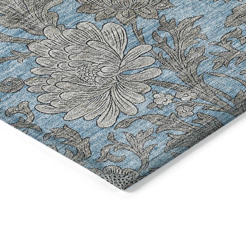 Machine Washable Indoor/ Outdoor Chantille Floral Rug
