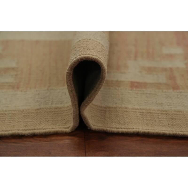 Hand Woven Southwestern Wool Beige Geometric Area Rug - 7' 2'' X 5' 0''