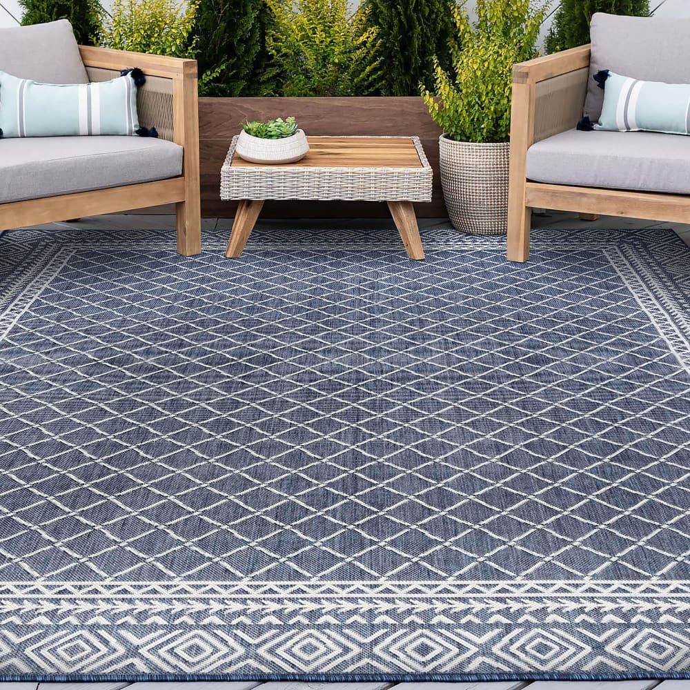 Exo Coastal Diamond Indoor/Outdoor Area Rug