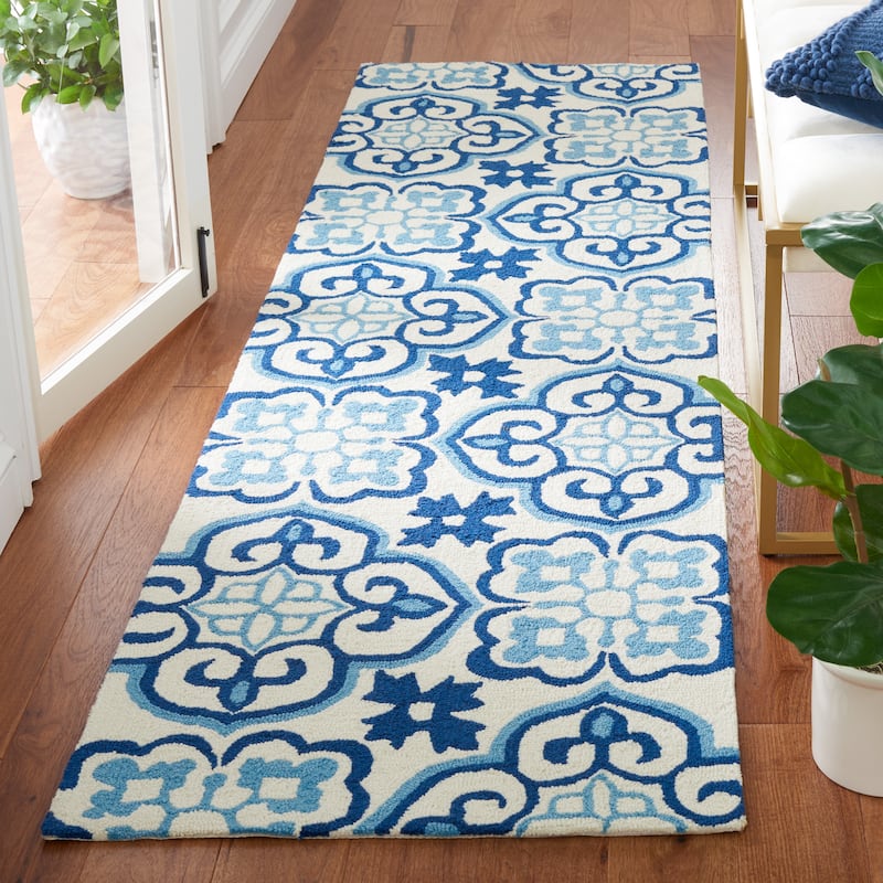 SAFAVIEH Handmade Four Seasons Alberdina Floral Rug - 2'3" x 8' Runner - Blue/Ivory