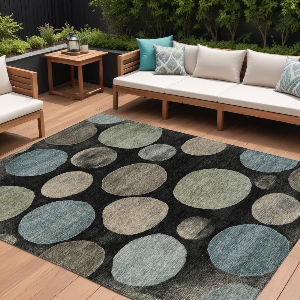 HomeRoots Geometric Transitional Rectangle Outdoor Rug